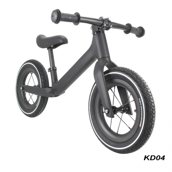 kids' balance carbon bike